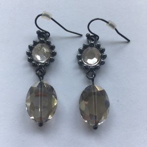 Drop earrings